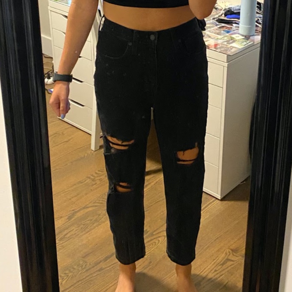 Ripped Mom Jeans